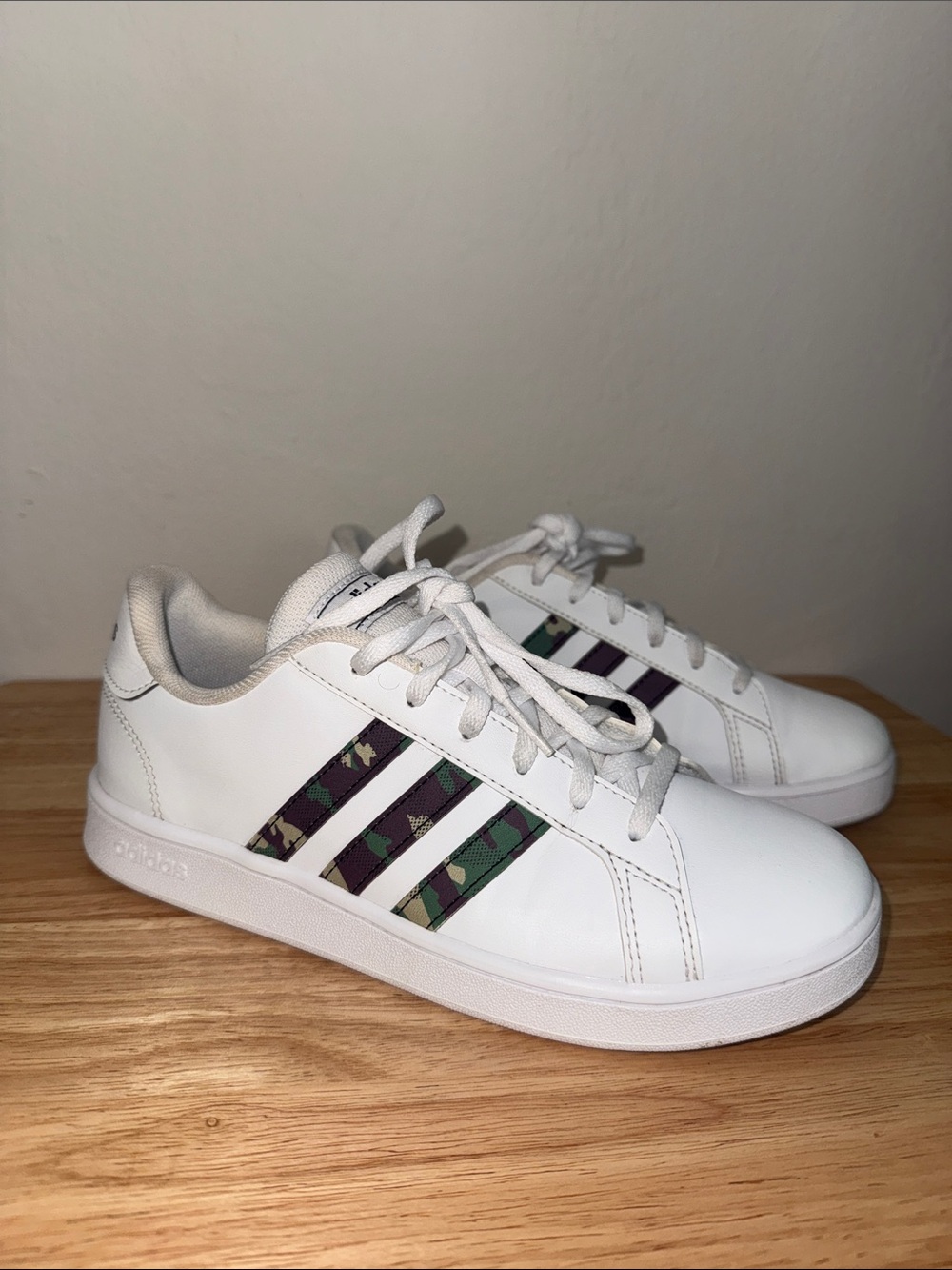 adidas Kids White Sneakers with Green and Black Camouflage Stripes